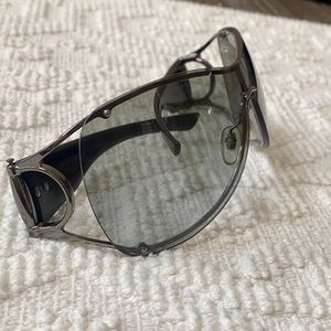 Gucci Sun glasses